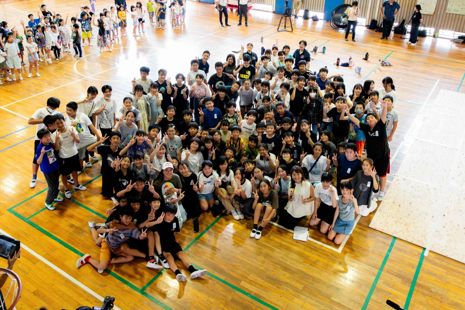 四十住さくらが千葉市の小学校を訪問。アスリートと子どもたちの